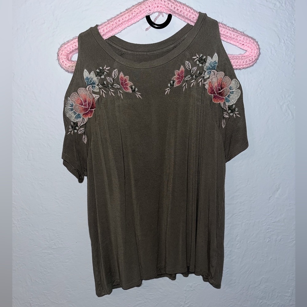AE Open Shoulder Top